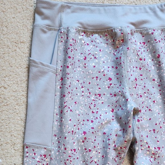 Athletic Leggings w/ 2 Side Pockets - Picture 2 of 4